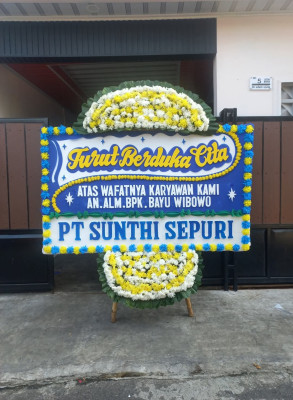 Papan Bunga Duka di Ulu Manna